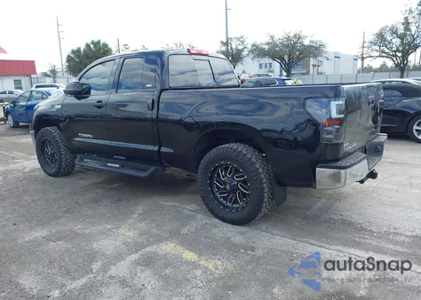 2011 Toyota Tundra Grade 5.7L V8 z USA, uszkodzony, nr VIN 5TFRY5F18BX100175